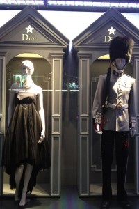 dior13_V_15mar13_PR_b_592x888