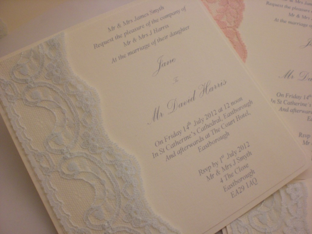 LACE_DAY_WEDDING_INVITATION