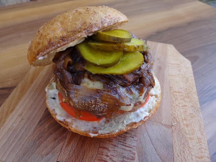 Tayler-Made Burger - preferatul clienţilor