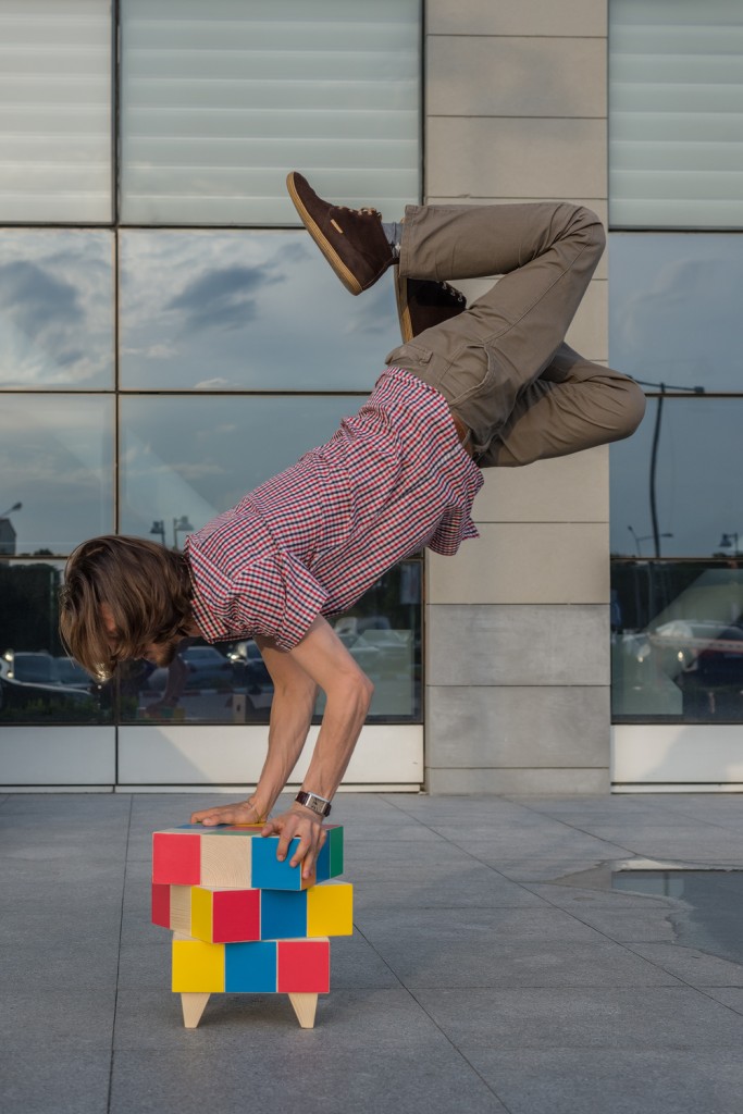 Ana Neacsa - taburet RCub