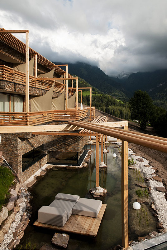 1Hotel-Valentinerho_2405245k