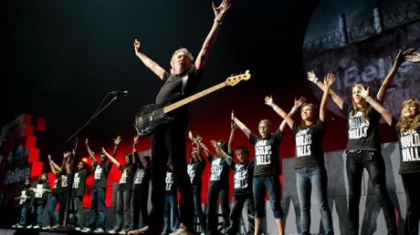 wall_tour_roger_waters_with_choir_another_brick
