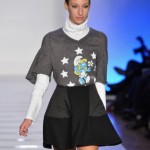 Le+Smurfette+Runway+Fall+2013+Conair+Style360+BGrNnfmLGKOl-363x540