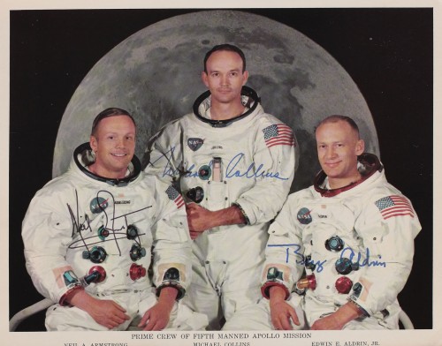Fotografia echipajului misiunii Apollo 11, cu astronauții americani