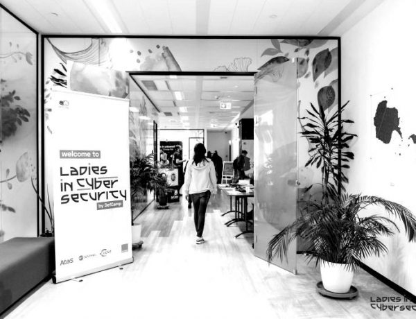 Optimized-LinCS-079-blackwhite