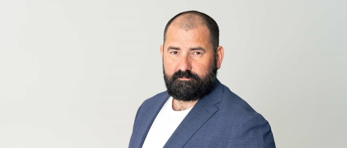 Cum comunică autentic Familia Safir - Noul parteneriat pe termen lung al lui Adrian Hădean 2