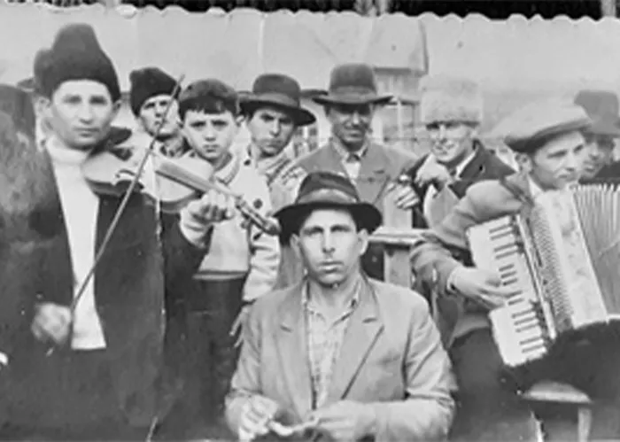 Muzeul-Centrului-Cultural-Ruginoasa-01